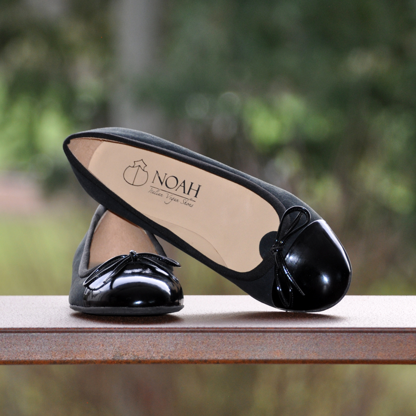 Vegan black flats 2025